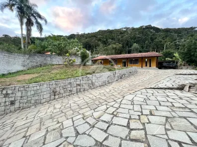 Casa com 3 Quartos à venda, 114m² no Pessegueiros, Teresópolis