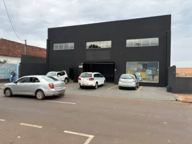 Galpão/Depósito/Armazém para alugar, 436m² no Centro, Londrina