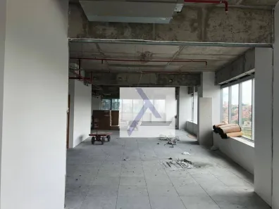 Sala Comercial para alugar, 1009m² no Vila Gertrudes, São Paulo