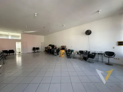 Imóvel Comercial para alugar, 160m² no Vila Vianelo, Jundiaí