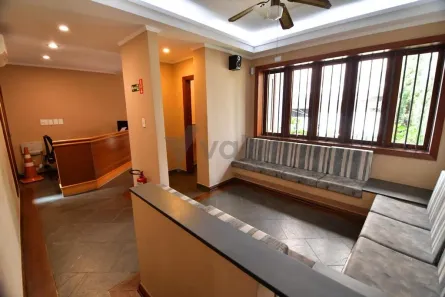 Imóvel Comercial com 7 Quartos para alugar, 198m² no Cambuí, Campinas