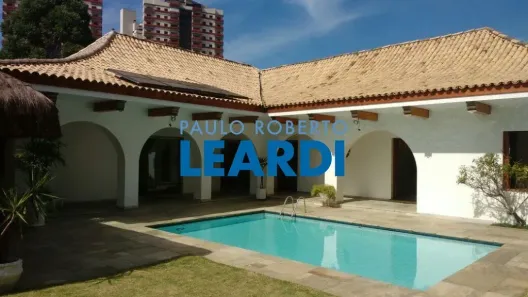 Casa com 5 Quartos à venda, 680m² no Saúde, São Paulo