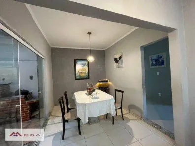 Casa com 3 Quartos à venda, 170m² no Jardim Nova Europa, Campinas