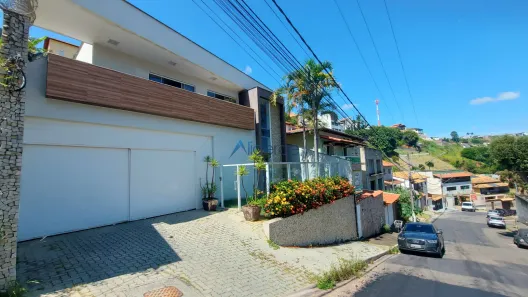 Casa com 3 Quartos à venda, 250m² no Quintas das Avenidas, Juiz de Fora