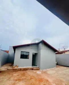 Casa com 2 Quartos à venda, 120m² no Parque dos Girassóis, Uberaba
