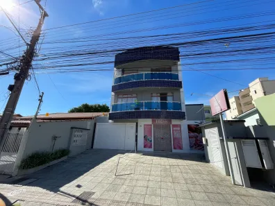 Apartamento com 2 Quartos para alugar, 60m² no Barreiros, São José