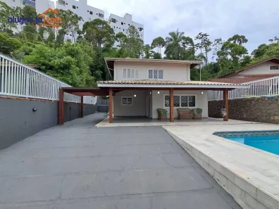 Casa com 3 Quartos à venda, 223m² no Barra da Lagoa, Ubatuba