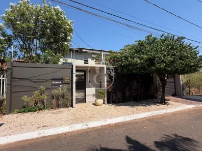 Sobrado com 4 Quartos à venda, 450m² no Plano Diretor Sul, Palmas