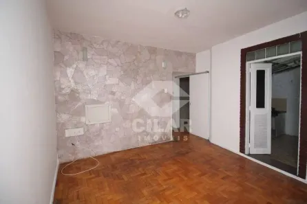 Apartamento com 2 Quartos para venda ou aluguel, 77m² no Passo da Areia, Porto Alegre