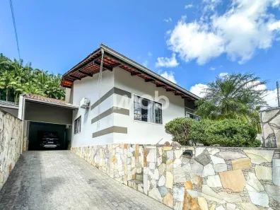 Casa com 3 Quartos à venda, 300m² no São Luís, Jaraguá do Sul