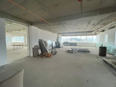 Sala Comercial para alugar, 282m² no Gonzaga, Santos