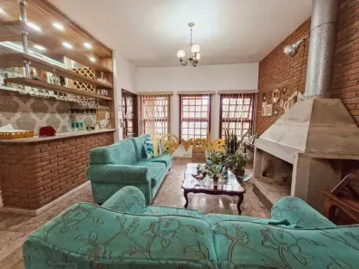 Casa com 3 Quartos à venda, 300m² no Jardim Santa Maria, Jacareí