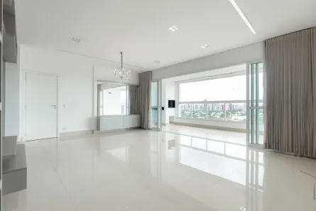 Apartamento com 3 Quartos à venda, 134m² no Vila Cleópatra, Maringá