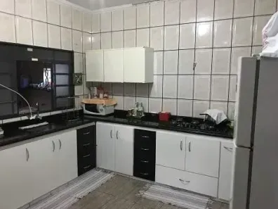 Casa com 5 Quartos à venda, 70m² no Jardim Canaã, Uberlândia