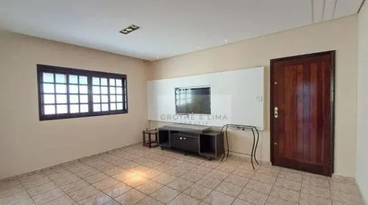 Sobrado com 4 Quartos à venda, 234m² no Borda da Mata, Caçapava