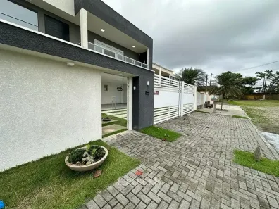 Sobrado com 6 Quartos à venda, 411m² no Junara, Matinhos