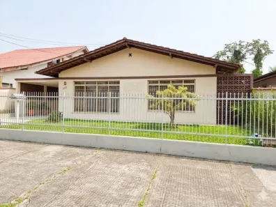 Imóvel Comercial com 3 Quartos para alugar, 150m² no Bucarein, Joinville