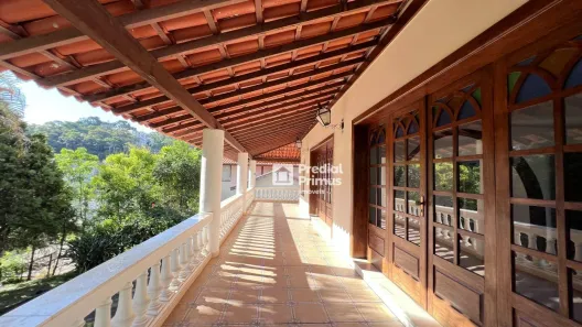 Casa com 4 Quartos à venda, 480m² no Santa Elisa, Nova Friburgo