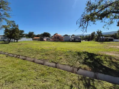 Lote/Terreno à venda, 450m² no Ninho Verde II, Pardinho