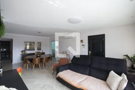 Casa com 3 Quartos à venda, 240m² no Vila Constança, São Paulo