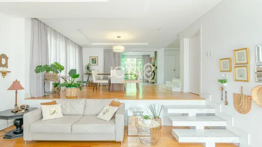 Casa de Condomínio com 4 Quartos à venda, 240m² no São Braz, Curitiba