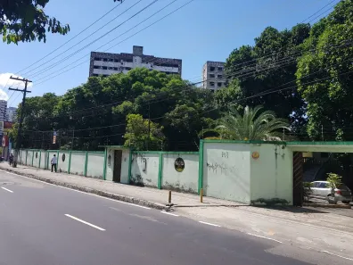 Ponto Comercial com 5 Quartos para alugar, 800m² no Chapada, Manaus