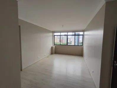 Apartamento com 3 Quartos para alugar, 109m² no Zona 01, Maringá