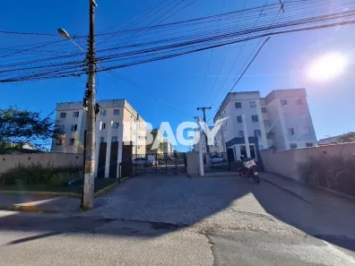 Apartamento com 2 Quartos para alugar, 55m² no Bom Viver, Biguaçu