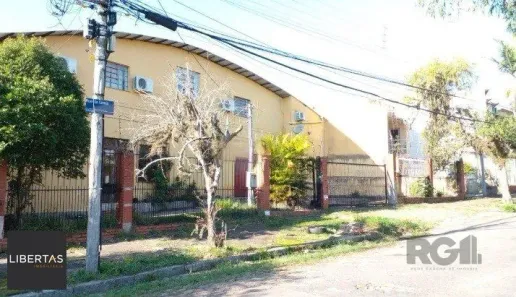 Galpão/Depósito/Armazém à venda, 319m² no Jardim Floresta, Porto Alegre