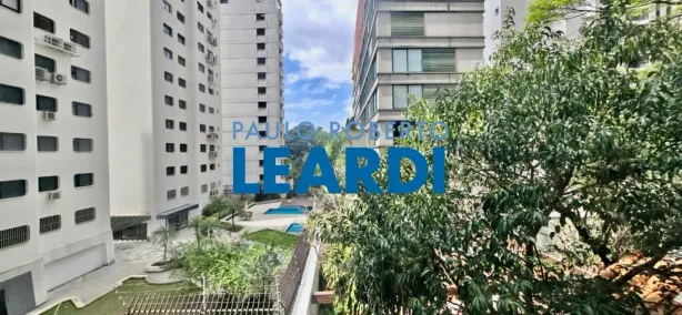 Apartamento com 2 Quartos à venda, 75m² no Vila Nova Conceição, São Paulo