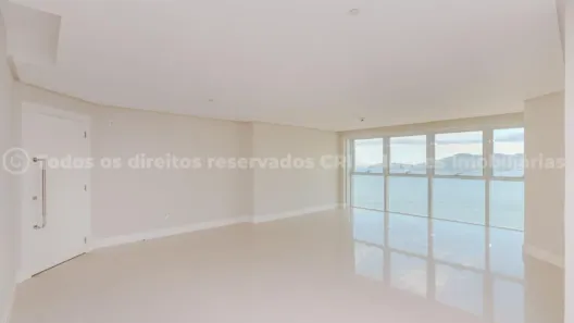 Apartamento com 3 Quartos à venda, 165m² no Pioneiros, Balneário Camboriú