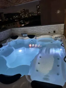 Casa com 4 Quartos para venda ou aluguel, 230m² no Campo Grande, Santos