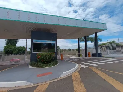 Casa de Condomínio com 3 Quartos para alugar, 186m² no Heimtal, Londrina
