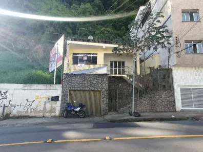Ponto Comercial com 4 Quartos à venda, 240m² no Paineiras, Juiz de Fora