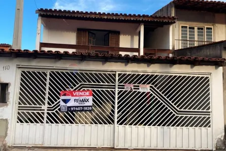 Sobrado com 3 Quartos à venda, 167m² no Jardim Teixeira dos Santos, Salto de Pirapora