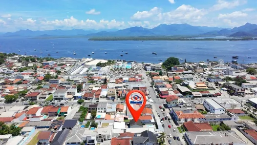 Casa com 4 Quartos à venda, 305m² no Centro, Guaratuba