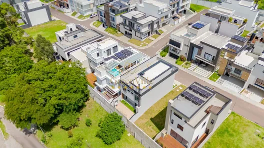 Casa de Condomínio com 3 Quartos à venda, 218m² no Bairro Alto, Curitiba
