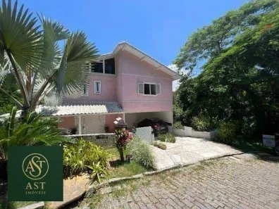 Casa de Condomínio com 4 Quartos à venda, 308m² no Sapê, Niterói