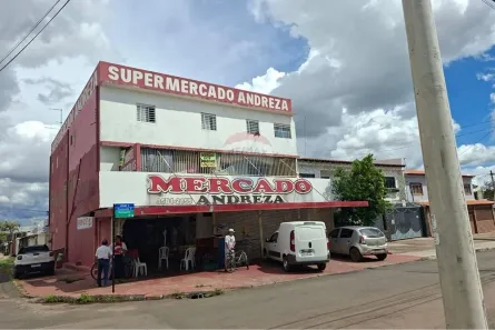 Prédio Comercial com 12 Quartos à venda, 750m² no Ceilândia Sul, Brasília
