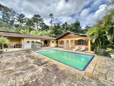 Fazenda/Sítio com 3 Quartos à venda, 234m² no Jardim do Rio Cotia, Cotia