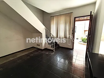 Casa com 2 Quartos à venda, 75m² no Padre Eustáquio, Belo Horizonte