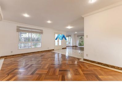 Sobrado com 4 Quartos à venda, 569m² no Vila Sônia, São Paulo
