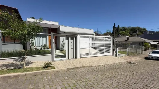 Casa com 3 Quartos à venda, 178m² no Ana Rech, Caxias do Sul