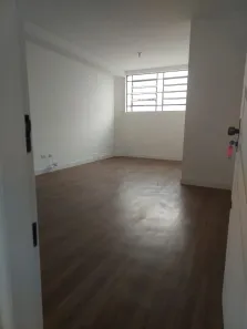Sala Comercial à venda, 31m² no Vila Guaianazes, São José dos Campos