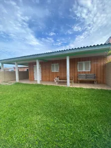 Casa com 2 Quartos à venda, 150m² no Balneário Pinhal, Balneário Pinhal