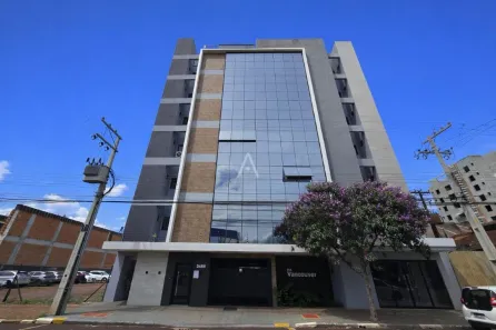 Apartamento com 3 Quartos para alugar, 130m² no Centro, Toledo