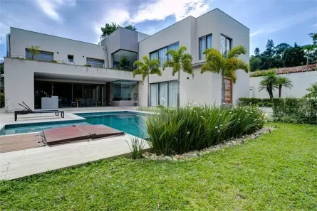 Casa com 5 Quartos à venda, 860m² no Jardim Cordeiro, São Paulo