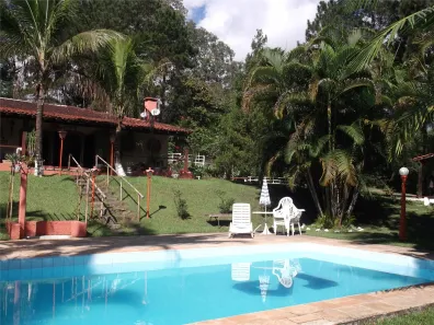 Fazenda/Sítio com 4 Quartos à venda, 394m² no Pitas, Cotia