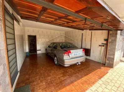 Casa com 4 Quartos à venda, 320m² no Santo Antônio, Jaú