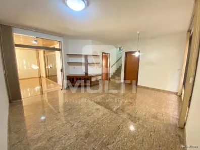 Casa com 3 Quartos à venda, 350m² no Osvaldo Rezende, Uberlândia